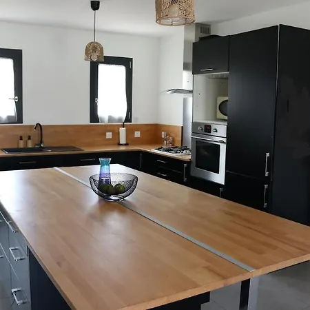 Hébergement de vacances L'oasis Du Restincle *
